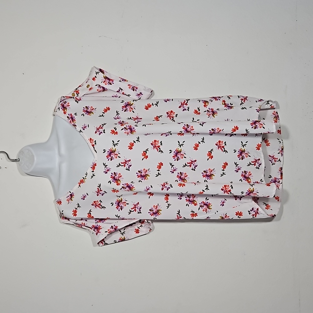 speed limit mph multi-color floral daisy print on white semi sheer v-neck 1X